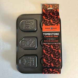 NIB New Nordic Ware Halloween Tombstone Mini Cake Pan